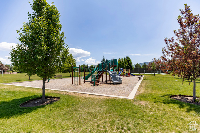 Photo 39 for MLS #2094909 at 1161 S East Cobblestone Dr