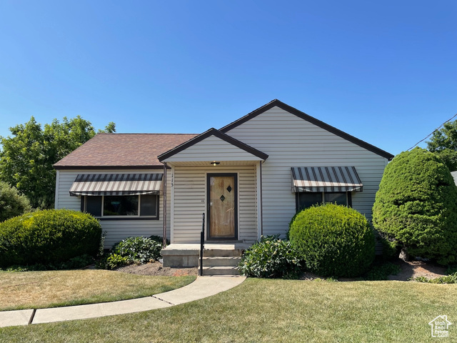 115 W LESTER AVE, Murray UT 84107