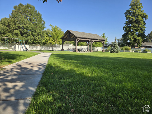 Photo 38 for MLS #2094955 at 6948 S 855 East