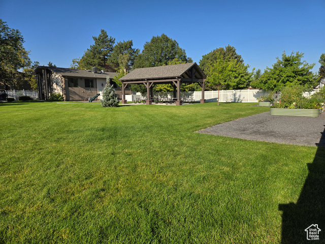 Photo 39 for MLS #2094955 at 6948 S 855 East
