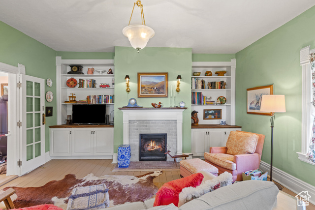 Photo 14 for MLS #2095157 at 52 E 1st
