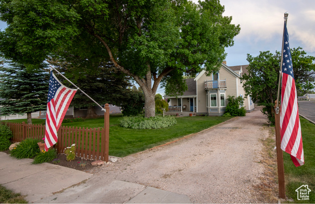 Photo 55 for MLS #2095157 at 52 E 1st