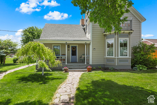 Photo 4 for MLS #2095157 at 52 E 1st