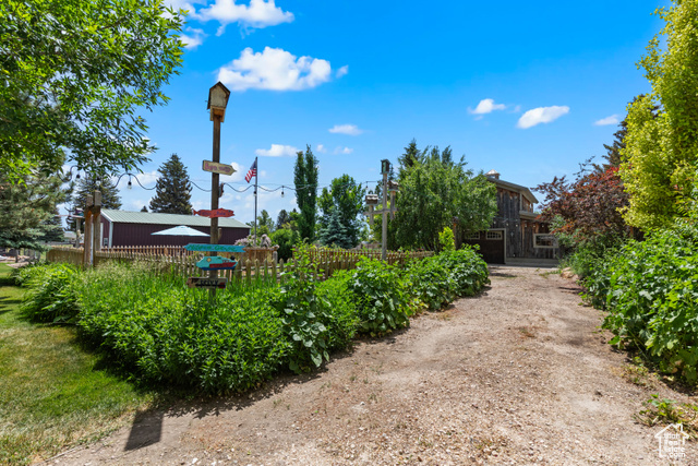 Photo 40 for MLS #2095157 at 52 E 1st