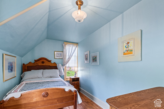 Photo 32 for MLS #2095157 at 52 E 1st