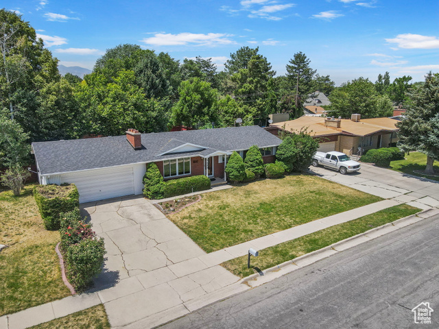 Photo 3 for MLS #2095162 at 5600 S Ralph Dr