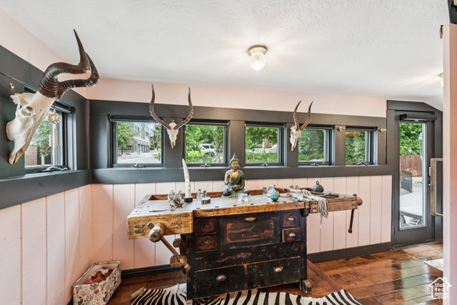 Photo 19 for MLS #2095169 at 1439 Woodside Ave