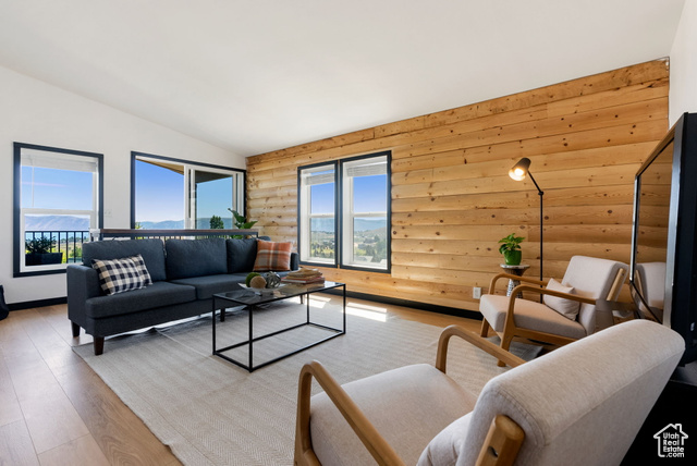 294 W BOGGIE CIR, Garden City UT 84028