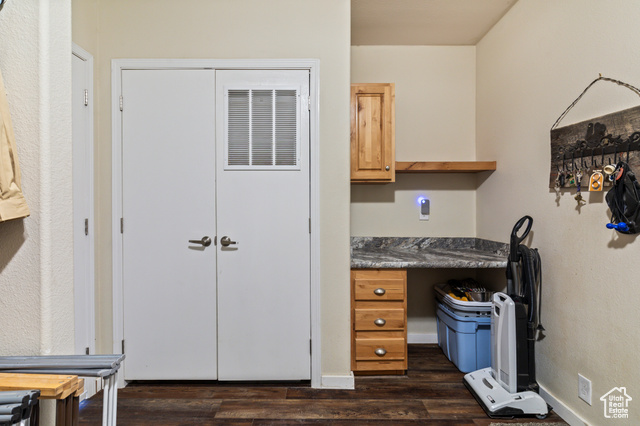 Photo 33 for MLS #2095220 at 1036 E Airport Rd