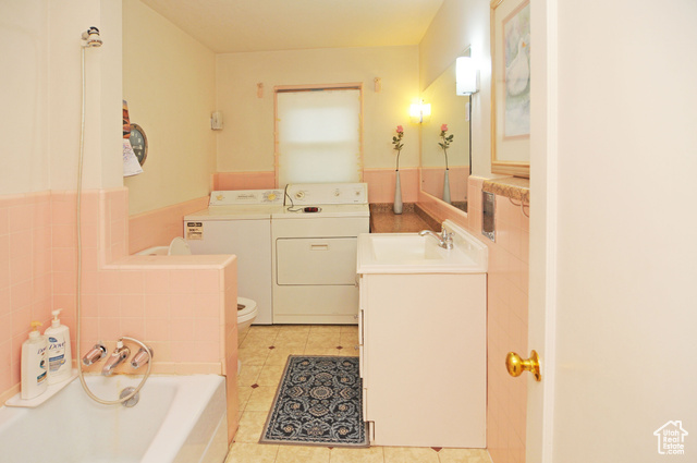 Photo 9 for MLS #2095233 at 1160 E 12th St