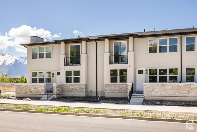 Photo 26 for MLS #2095242 at 717 S Harrison Dr #29