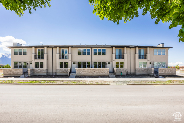 717 HARRISON DR #29