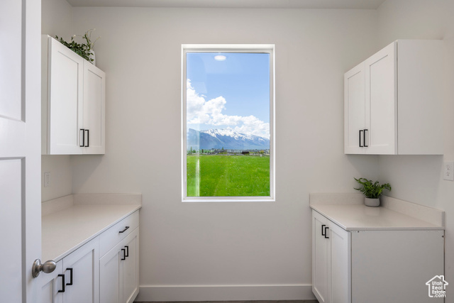 Photo 8 for MLS #2095242 at 717 S Harrison Dr #29