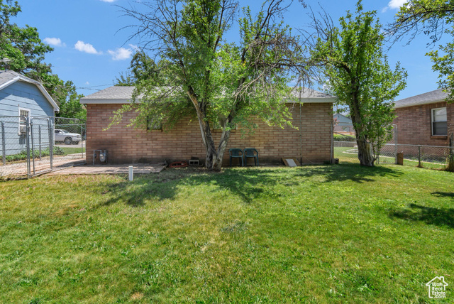 Photo 5 for MLS #2095257 at 82 W Pioneer Ave