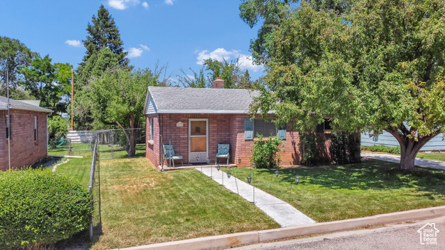 Photo 2 for MLS #2095257 at 82 W Pioneer Ave