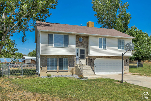 2692 W 5250 S, Roy UT 84067
