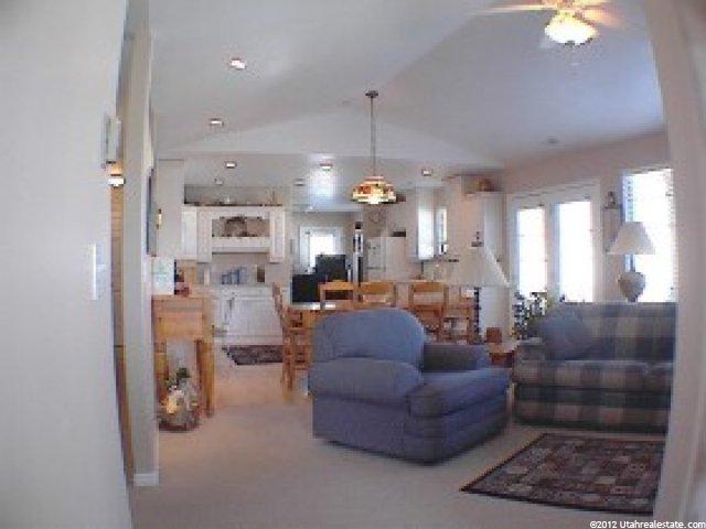 894 W 1680 N, Clinton, UT 84015 — photo 4