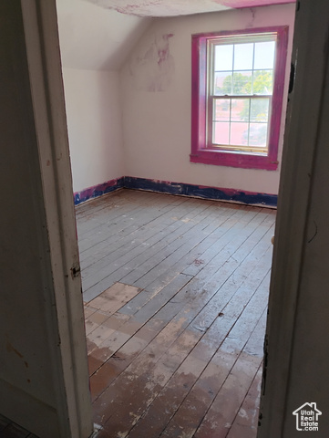 Photo 21 for MLS #2095311 at 111 E Center