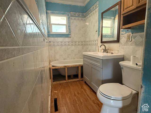 Photo 11 for MLS #2095311 at 111 E Center