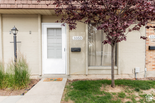 3353 S GEORGETOWN SQ ,Millcreek UT 84109