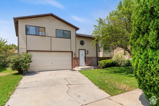 946 S 225 E, Layton UT 84041