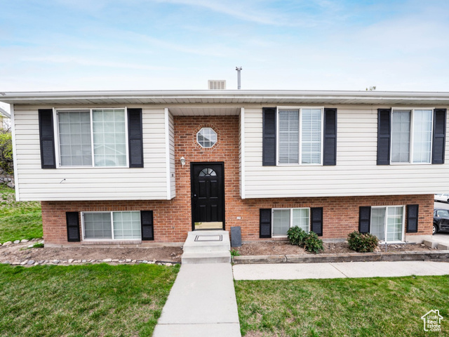 1988 E OREGON AVE, Provo UT 84606