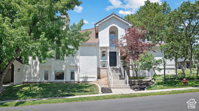 2031 E OAK MANOR DR, Sandy UT 84092