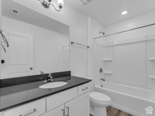 Photo 16 for MLS #2095619 at 1206 W Summit Ridge Pkwy #182