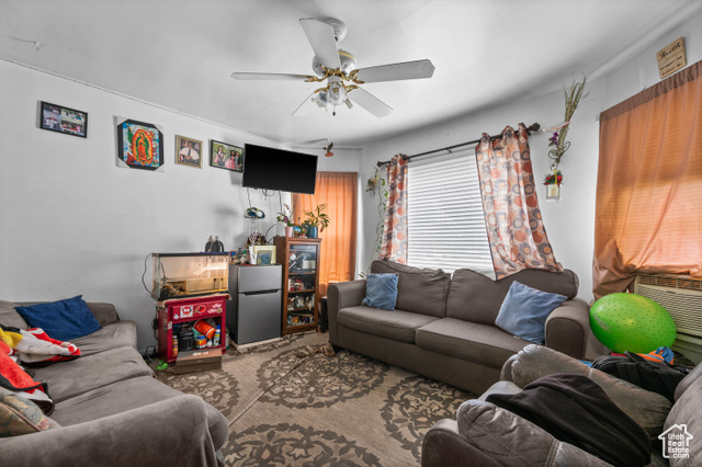 Photo 6 for MLS #2095652 at 3112 S Adams Ave