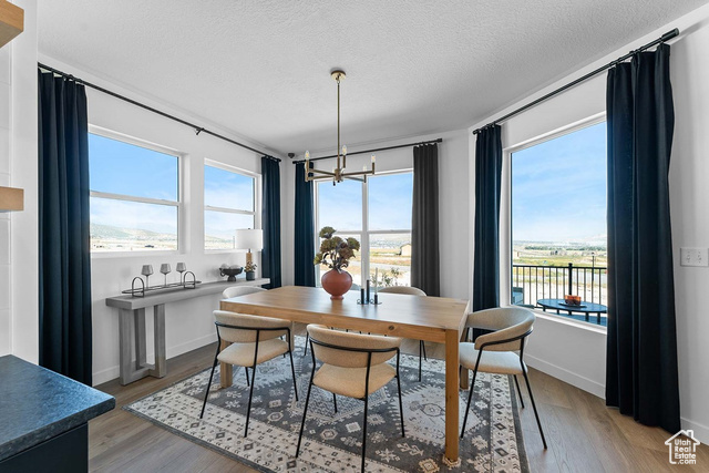 Photo 11 for MLS #2095672 at 1117 W Mahogany St