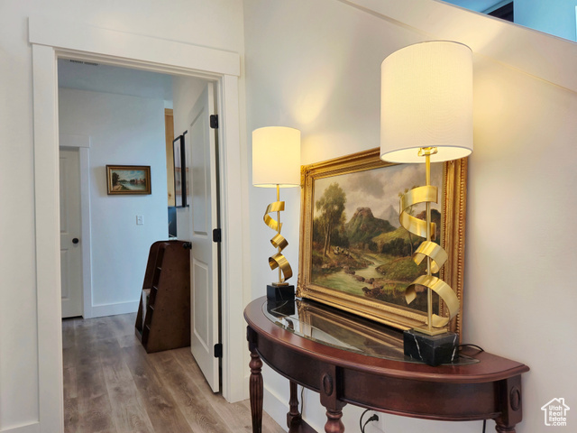Photo 3 for MLS #2095755 at 352 W Ropelato Dr