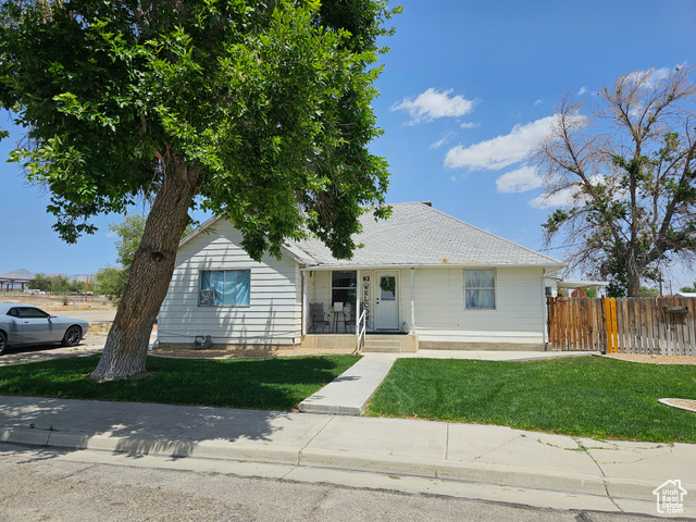92 W 300 N, Huntington UT 84528