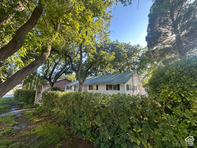 MLS #2095813 - 191 N Ash Creek Dr