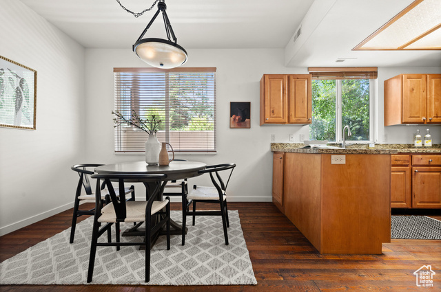 Photo 6 for MLS #2095816 at 1600 W Pinebrook Blvd #F3