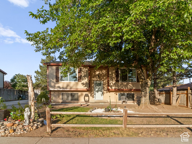 6097 S TROWBRIDGE, Salt Lake City UT 84118
