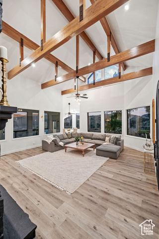 Photo 17 for MLS #2095883 at 1960 N Lake Dr