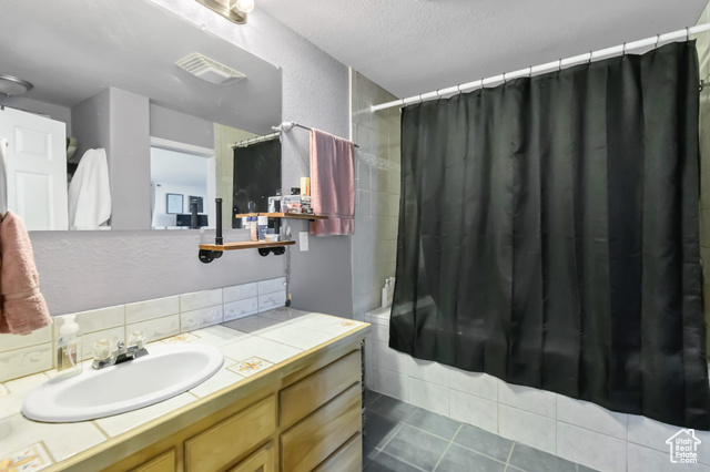 Photo 24 for MLS #2095885 at 340 N Main St