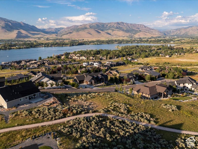 6321 E HAWKS LN, Huntsville UT 84317