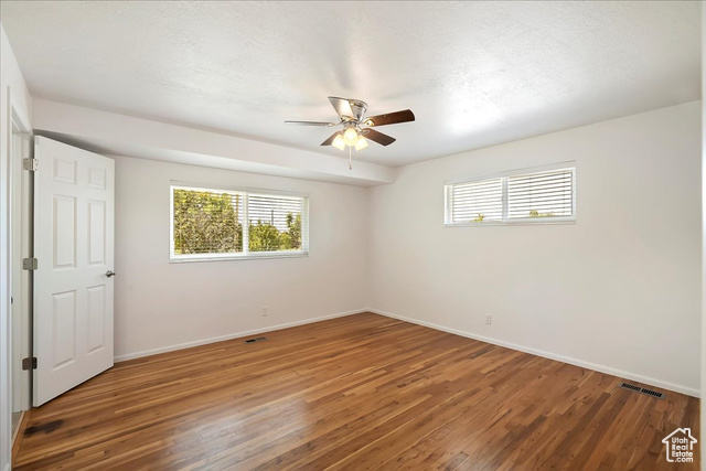 Photo 10 for MLS #2095988 at 1414 E 275 North
