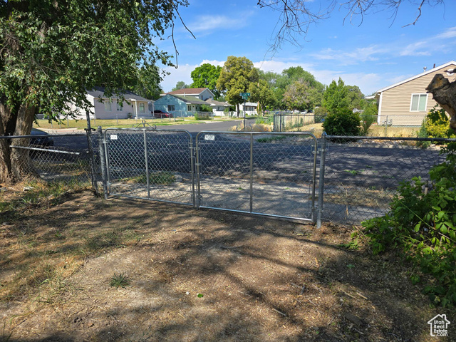 Photo 12 for MLS #2096001 at 1083 W Fremont Ave