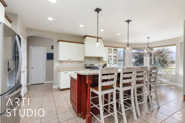 Photo 13 for MLS #2096011 at 2124 N Heritage Dr