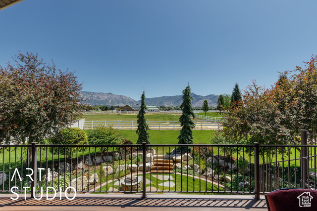 Photo 67 for MLS #2096011 at 2124 N Heritage Dr