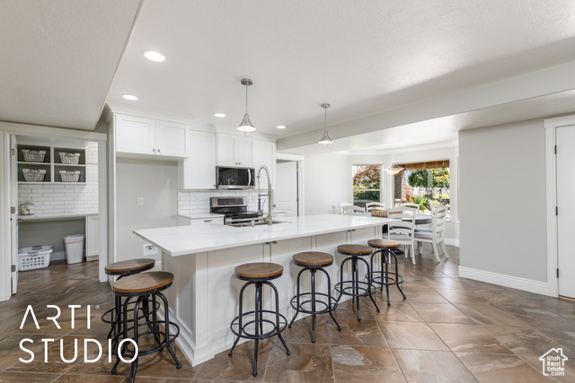 Photo 36 for MLS #2096011 at 2124 N Heritage Dr