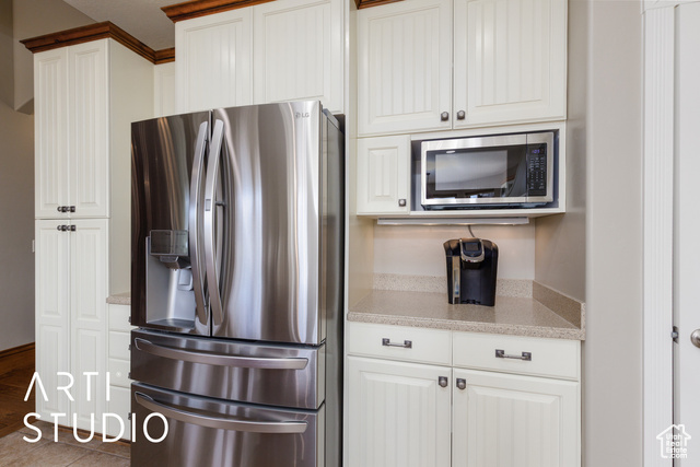 Photo 16 for MLS #2096011 at 2124 N Heritage Dr
