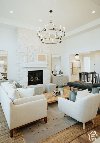 Photo 6 for MLS #2096031 at 1547 N 1350 East #2