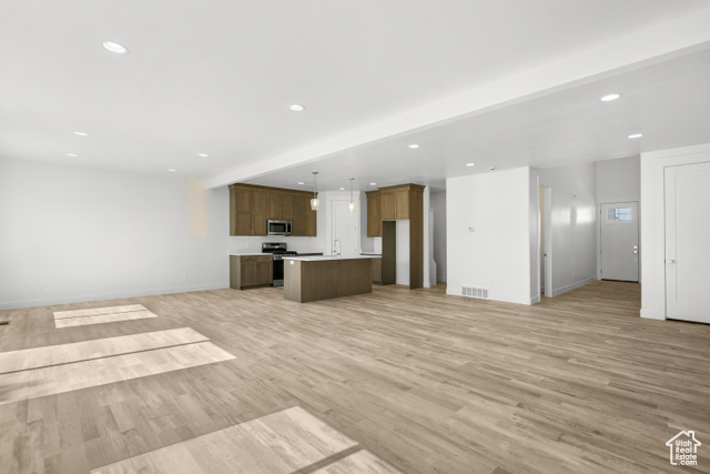 Photo 10 for MLS #2096047 at 2831 S Allison Way #110