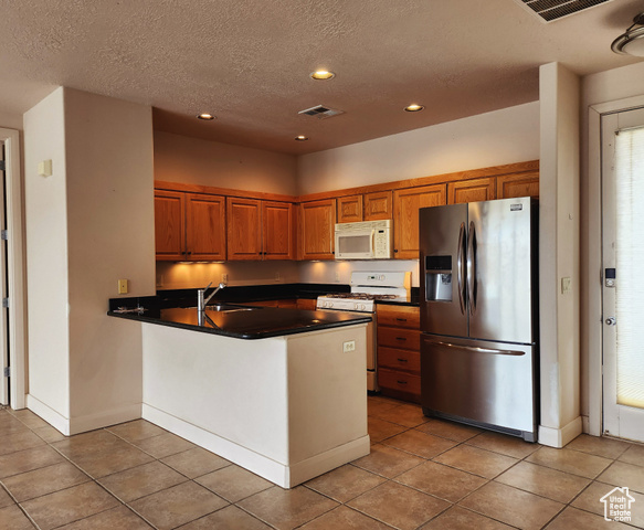 Photo 6 for MLS #2096084 at 225 N Country Ln #5