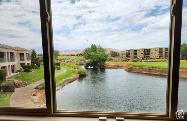 Photo 14 for MLS #2096084 at 225 N Country Ln #5