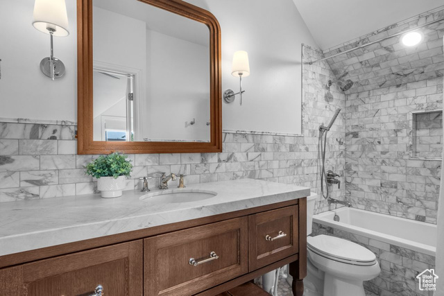 Photo 31 for MLS #2096086 at 8 Northridge Way