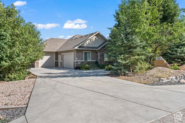 Photo 4 for MLS #2096090 at 1155 S Eagle Nest Dr